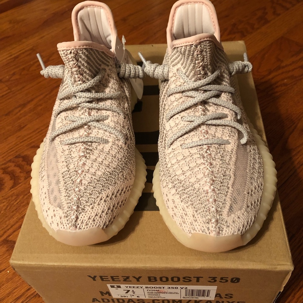 Authentic Yeezy boost 350 v2 synth reflective